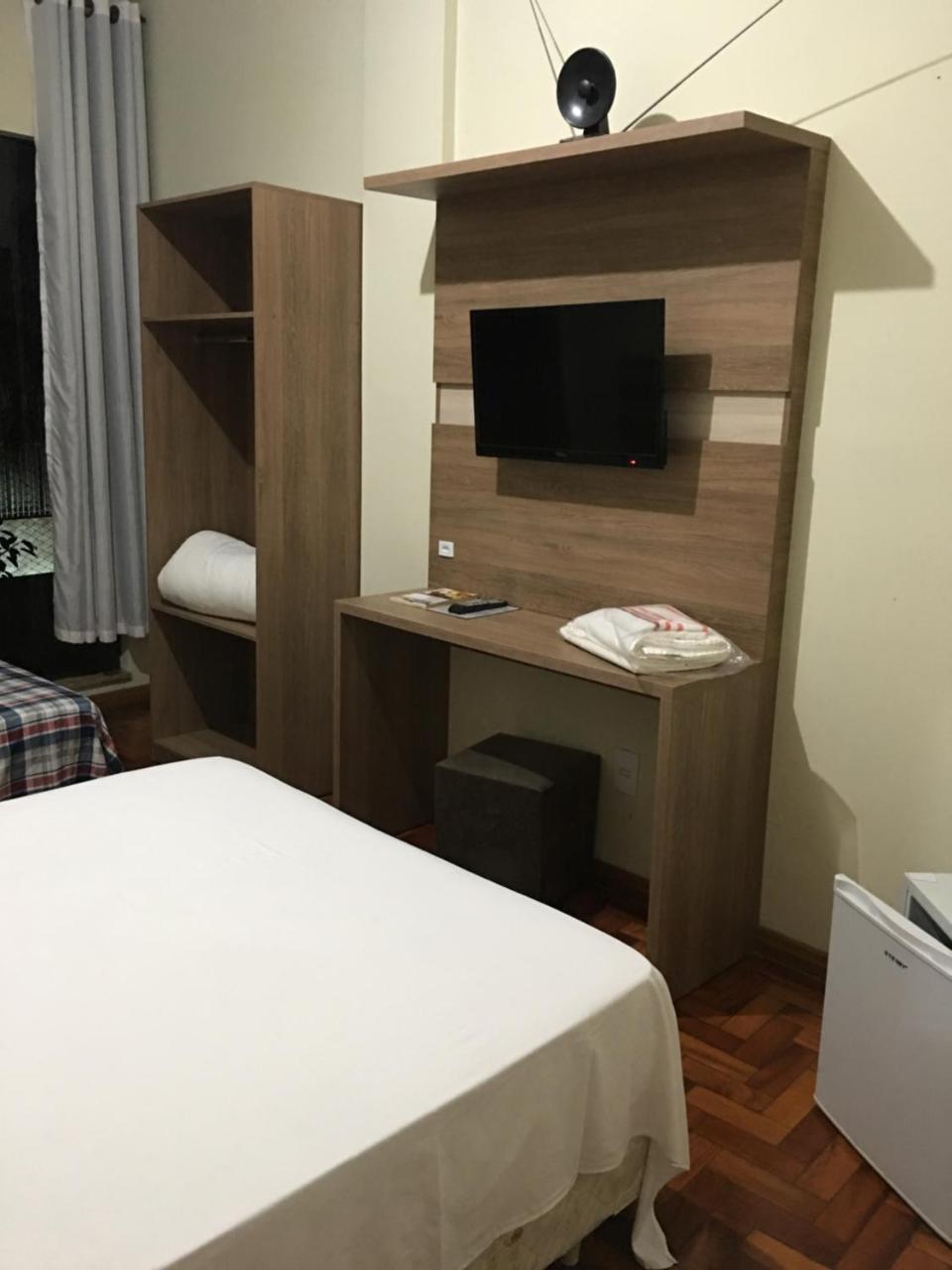Hotel Gloria ברבסנה מראה חיצוני תמונה